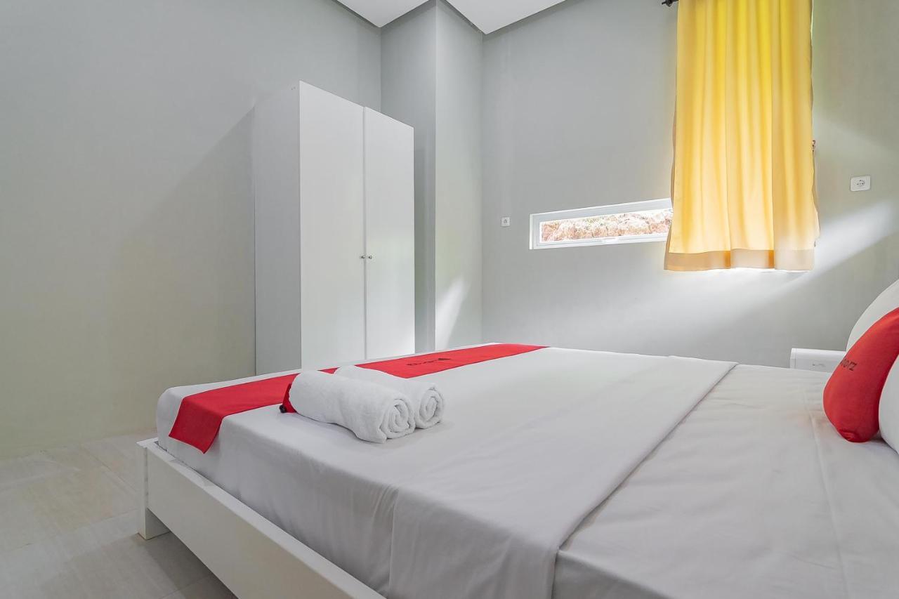 Reddoorz Resort Syariah Near D'Castello Ciater Subang Exterior foto